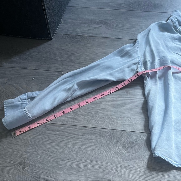 old navy collared shirt 🦋 - Picture 2 of 7